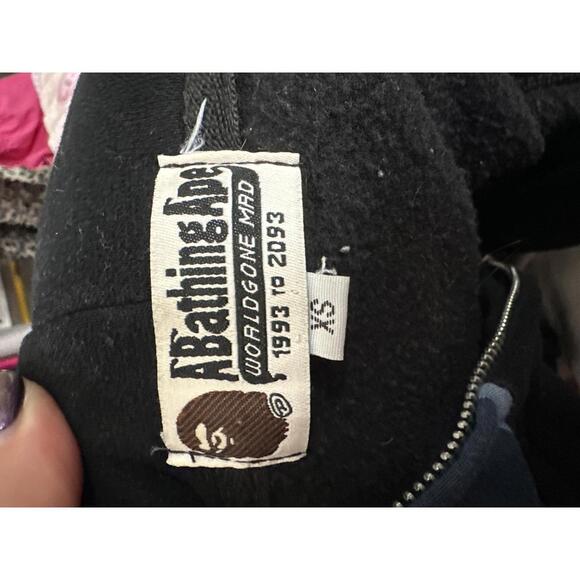 Unique Shark Hooded Zip-Up Sweatshirt - Picture 11 of 12